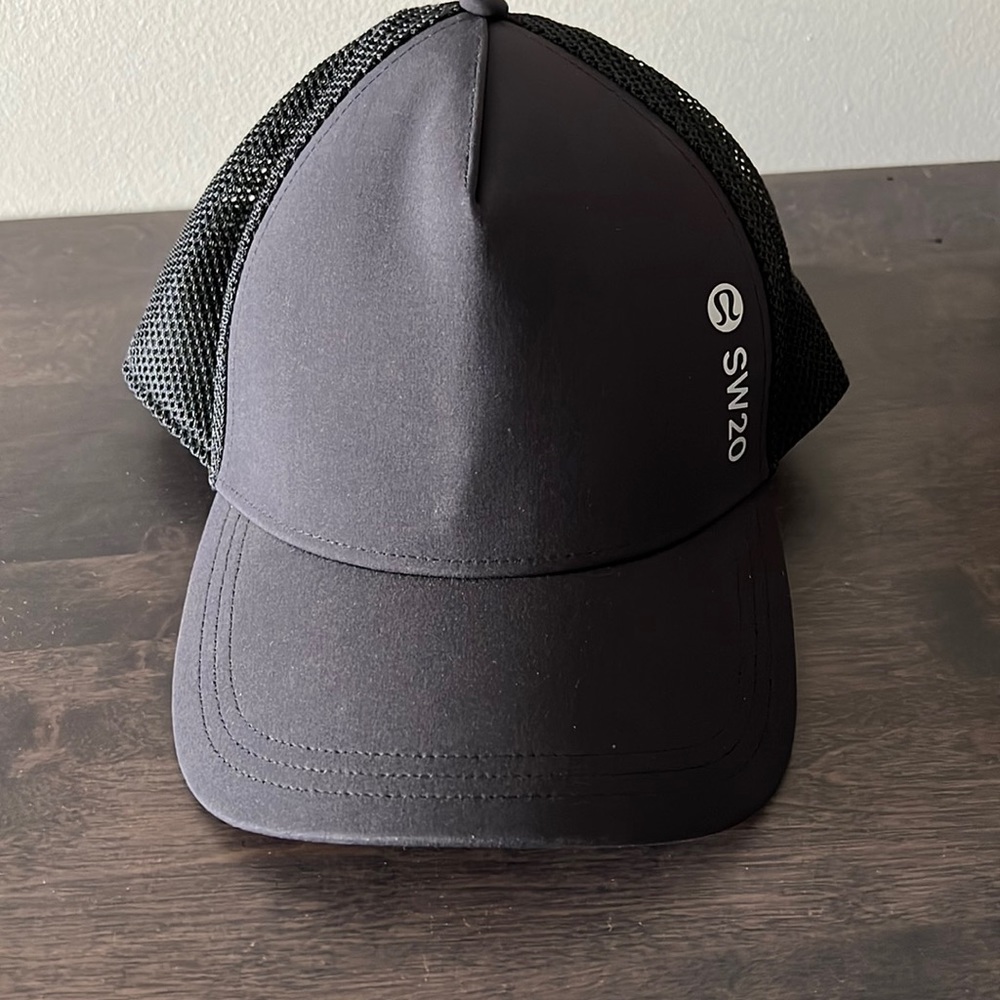 Lululemon Seawheeze 2020 hat